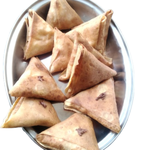 Samoussa (Banane - Chocolat (pâte à tartiner) ) (la pièce)